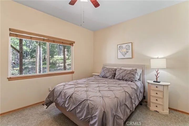 27120 Peninsula Drive, Lake Arrowhead, California 92352