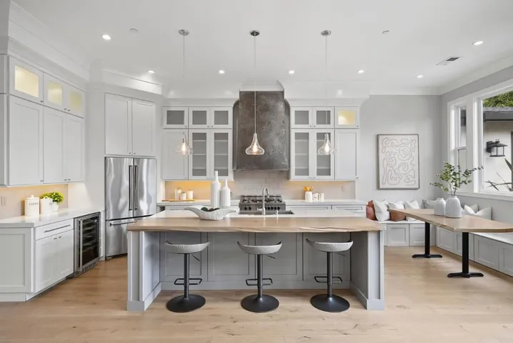 770 Mayview Avenue, Palo Alto, California 94303
