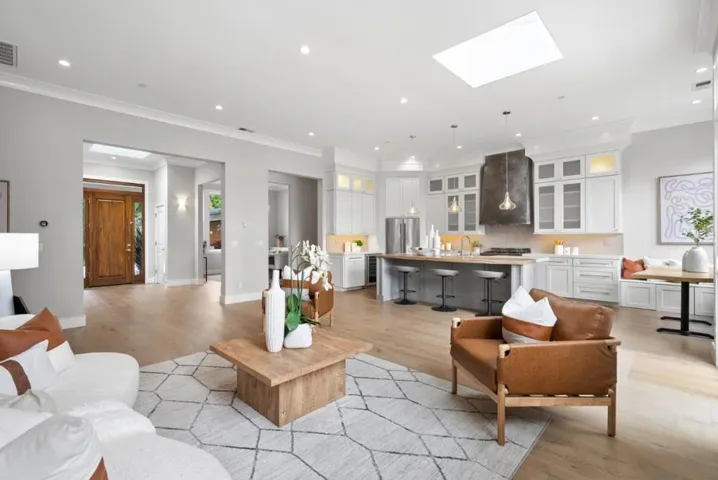 770 Mayview Avenue, Palo Alto, California 94303
