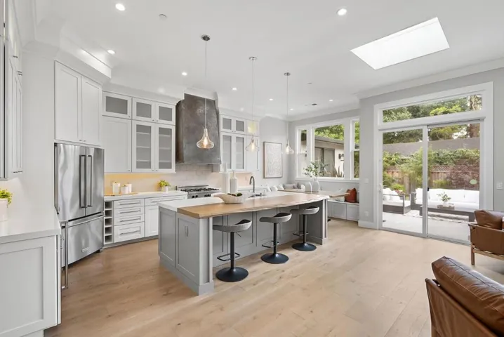 770 Mayview Avenue, Palo Alto, California 94303
