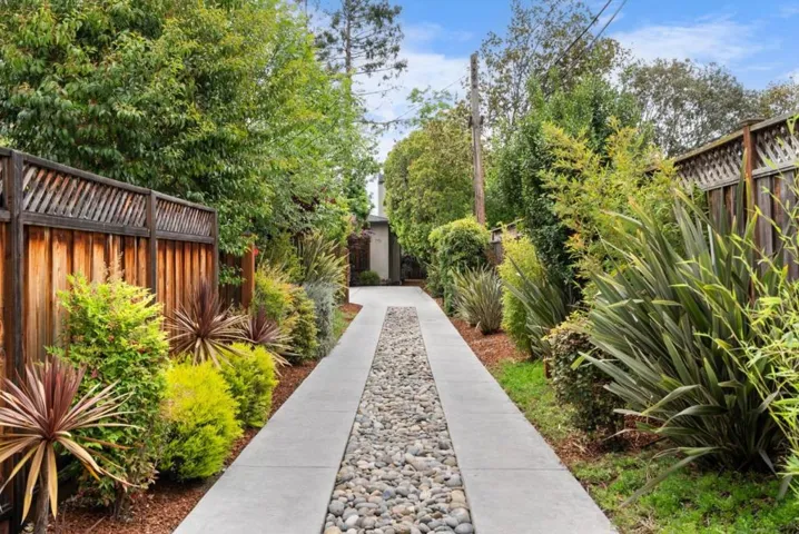 770 Mayview Avenue, Palo Alto, California 94303