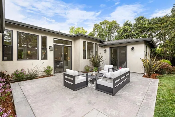 770 Mayview Avenue, Palo Alto, California 94303