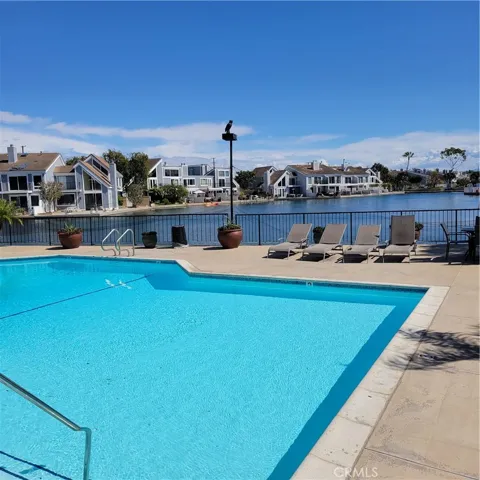 HOA  1 of 2 pools