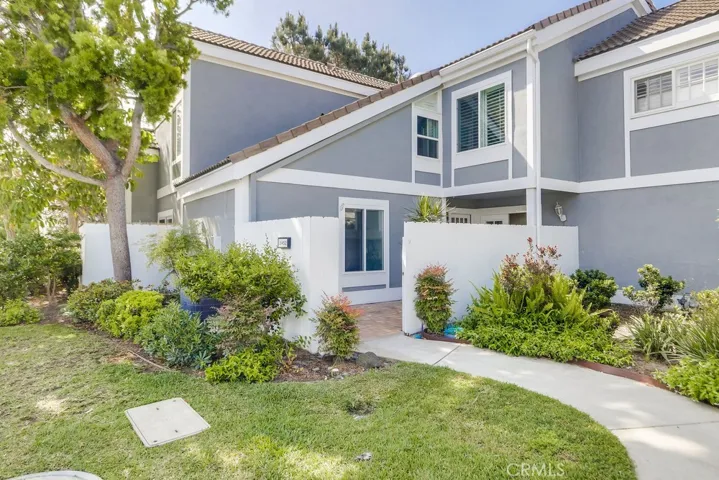 3452 Windspun Drive, Huntington Beach, California 92649
