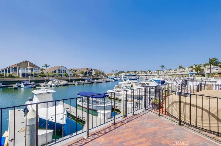3452 Windspun Drive, Huntington Beach, California 92649