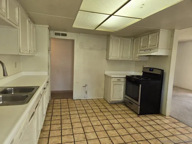 418 Richland Road, San Marcos, California 92069