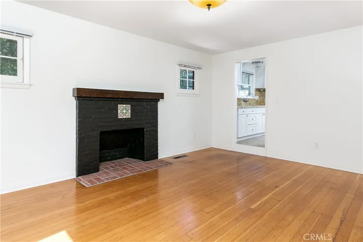 242 Mariposa Avenue, Sierra Madre, California 91024