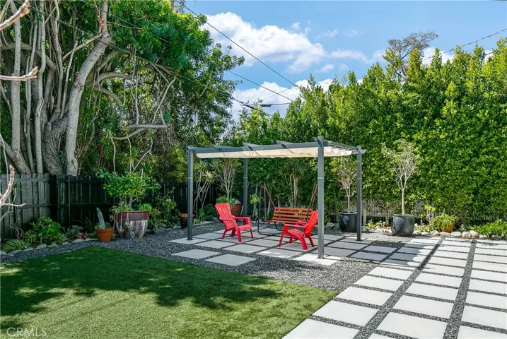 242 Mariposa Avenue, Sierra Madre, California 91024