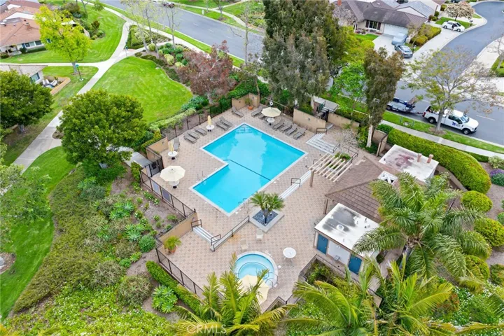 16 Eucalyptus, Irvine, California 92612