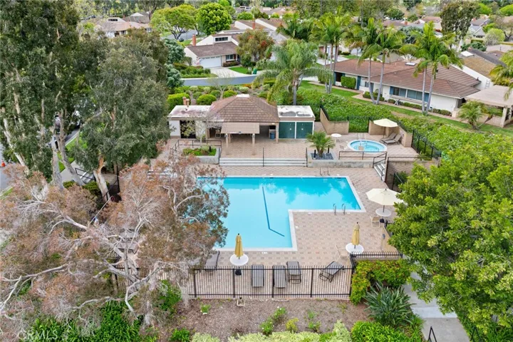 16 Eucalyptus, Irvine, California 92612