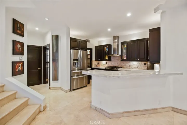 825 Summit Drive, Laguna Beach, California 92651