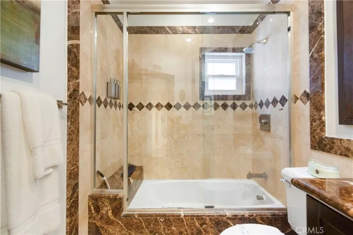 825 Summit Drive, Laguna Beach, California 92651