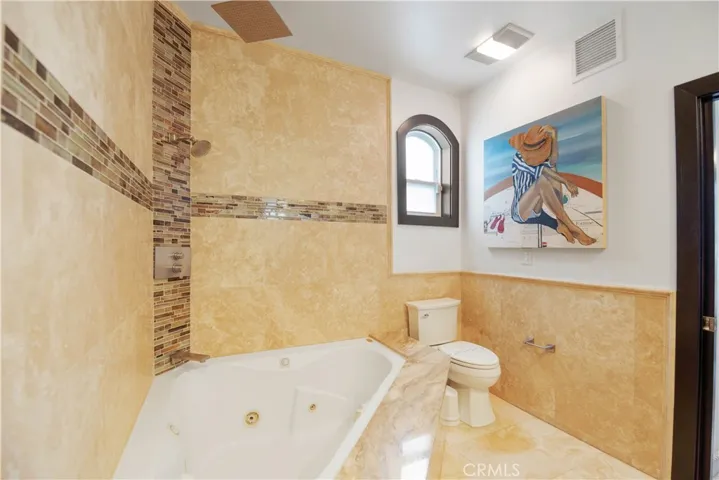 825 Summit Drive, Laguna Beach, California 92651