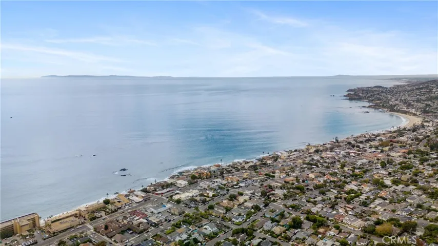 825 Summit Drive, Laguna Beach, California 92651