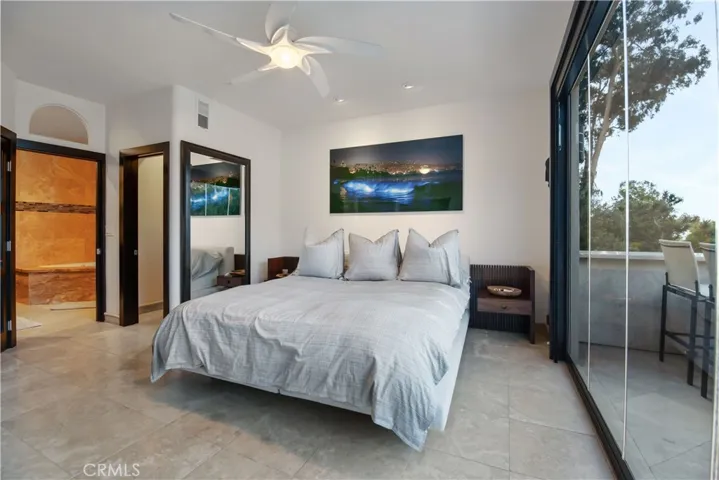 825 Summit Drive, Laguna Beach, California 92651
