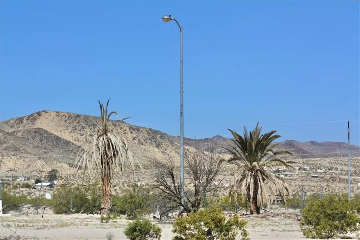 4242 Lear Avenue, 29 Palms, California 92277