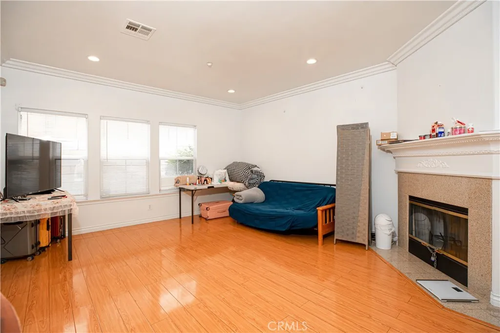 5241 Rosemead Boulevard B, San Gabriel, California 91776 home-pic-3