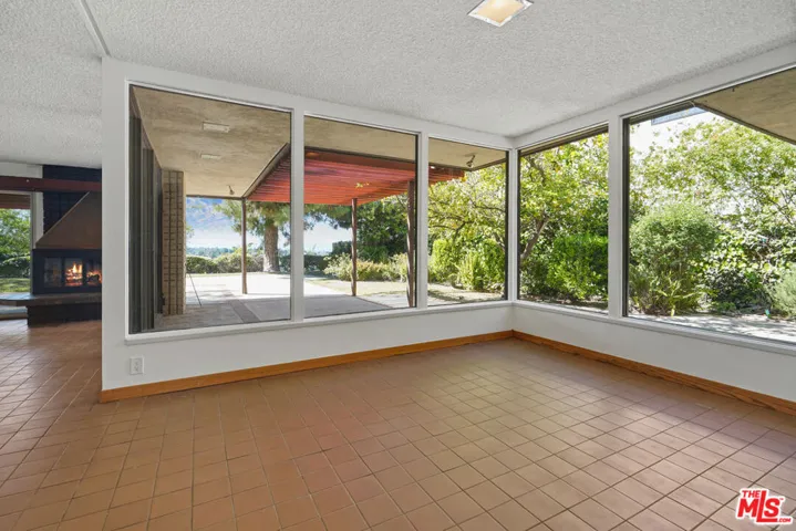 3901 Cody Road, Sherman Oaks, California 91403