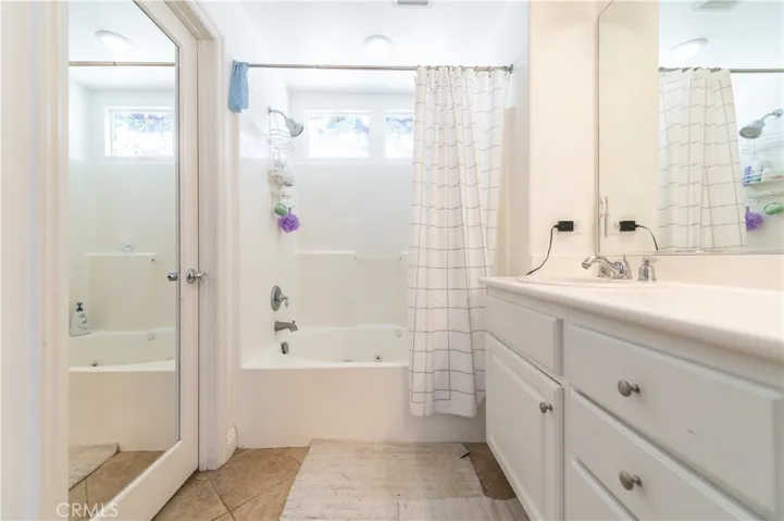 1876 Redfield Road, Riverside, California 92507