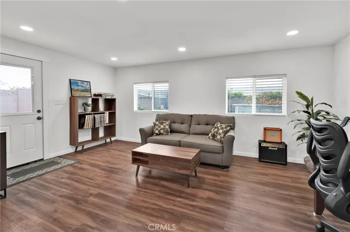 7809 La Mirada Circle, Buena Park, California 90620