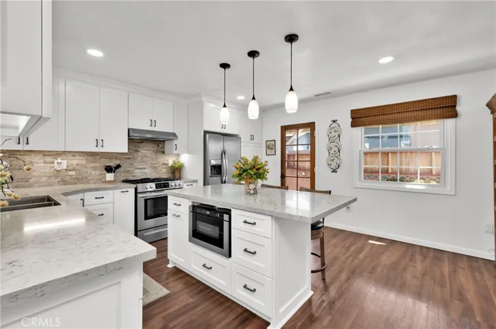 7809 La Mirada Circle, Buena Park, California 90620