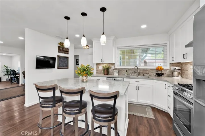 7809 La Mirada Circle, Buena Park, California 90620