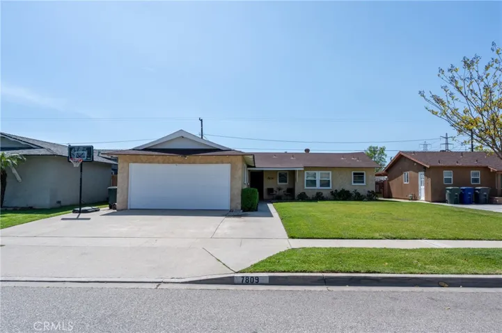 7809 La Mirada Circle, Buena Park, California 90620