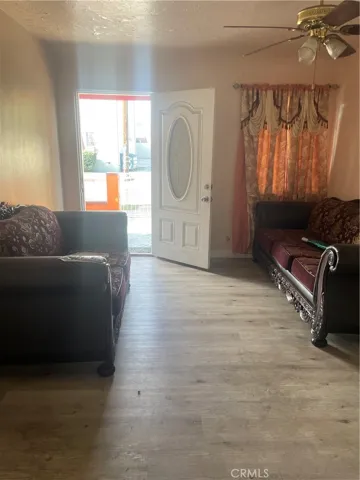 Entrance_Front House