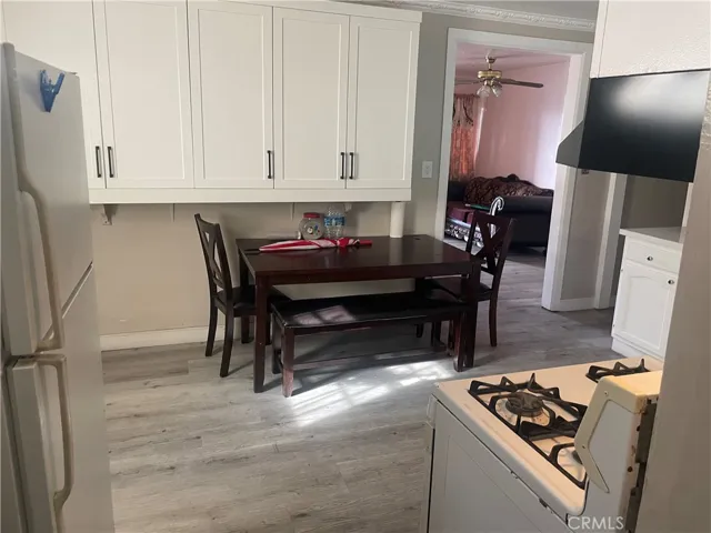 Kitchen Flooring_Front House