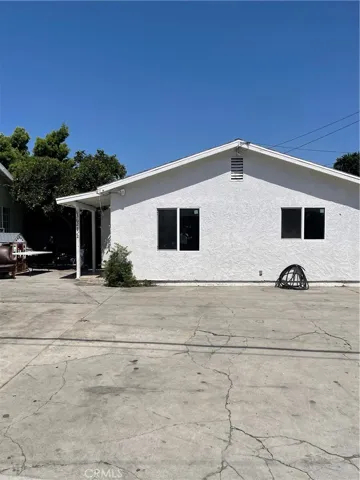 Ample Driveway-ADU