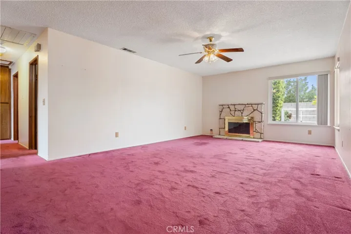 Living room / Hallway
