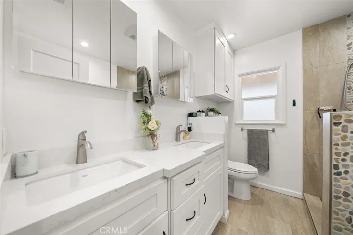 2238 N Keystone Street, Burbank, California 91504