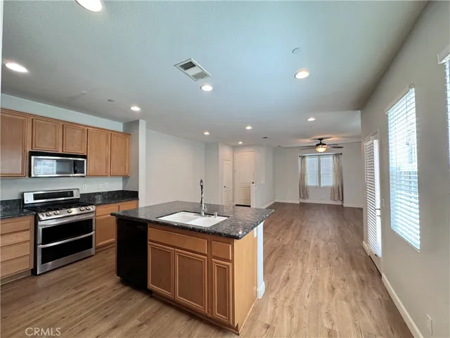 14975 S Highland Avenue 17, Fontana, California 92336