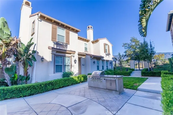 14975 S Highland Avenue 17, Fontana, California 92336