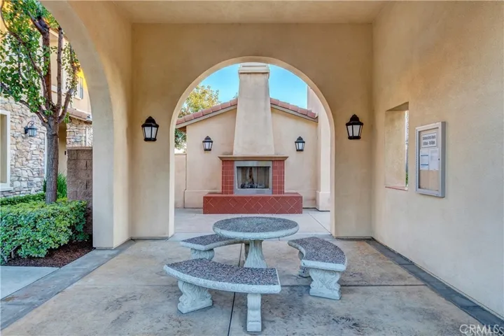 14975 S Highland Avenue 17, Fontana, California 92336