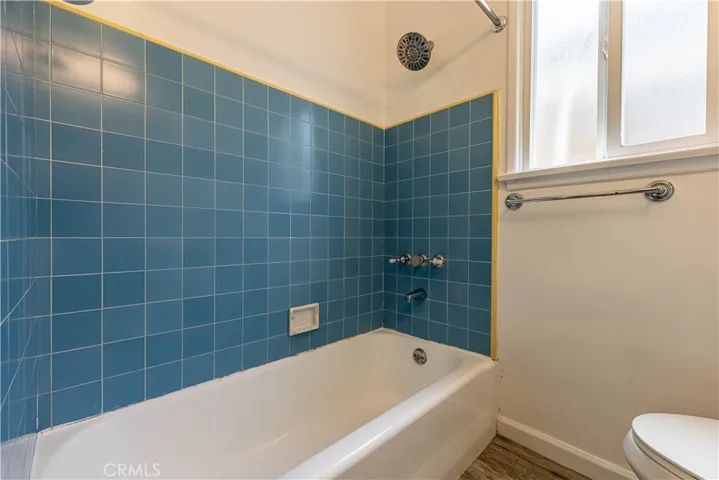 Front Unit - Bathroom