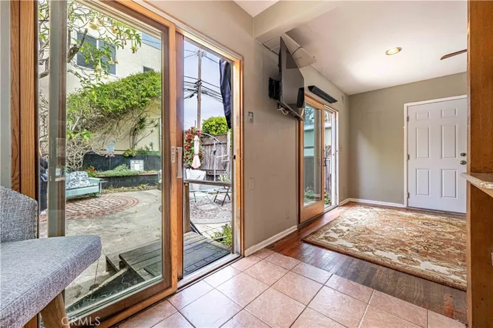 Back Unit - Family Room
