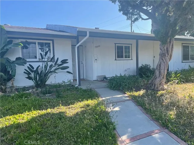 15688 Senadale Street, Hacienda Heights, California 91745