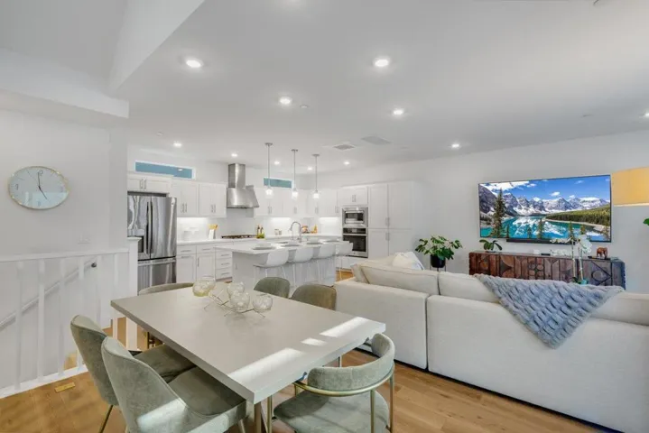 2900 Sanor Place 104, Santa Clara, California 95051