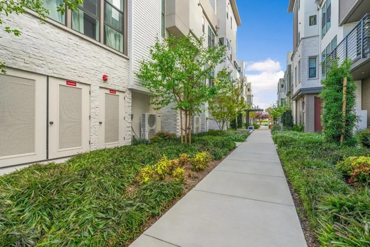 2900 Sanor Place 104, Santa Clara, California 95051