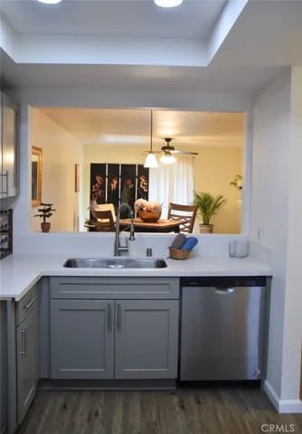 1100 Newport Avenue 306, Long Beach, California 90804