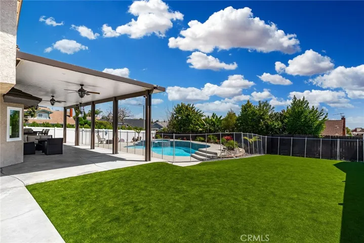 452 E Avalon Court, Upland, California 91784