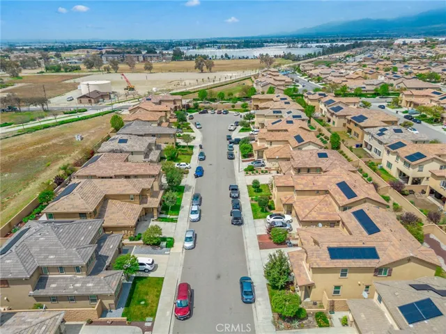 15516 Vanilla Bean Lane, Fontana, California 92336