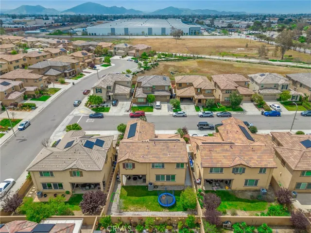15516 Vanilla Bean Lane, Fontana, California 92336