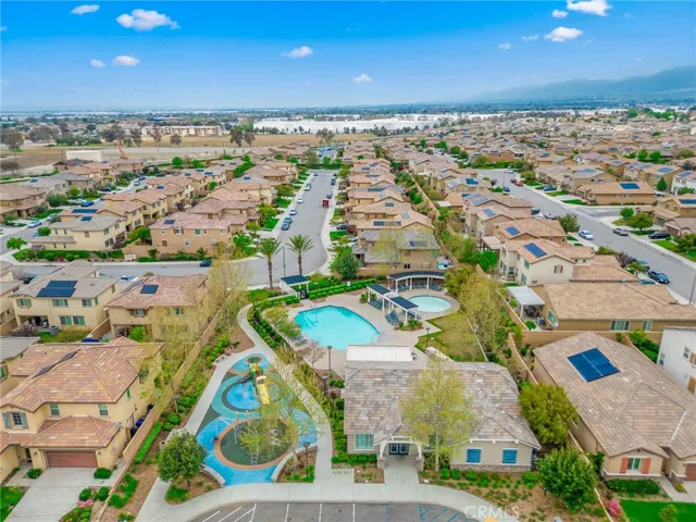 15516 Vanilla Bean Lane, Fontana, California 92336