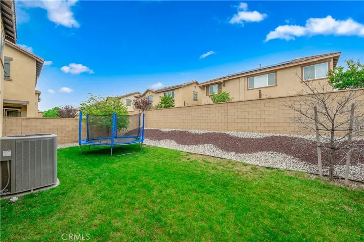15516 Vanilla Bean Lane, Fontana, California 92336