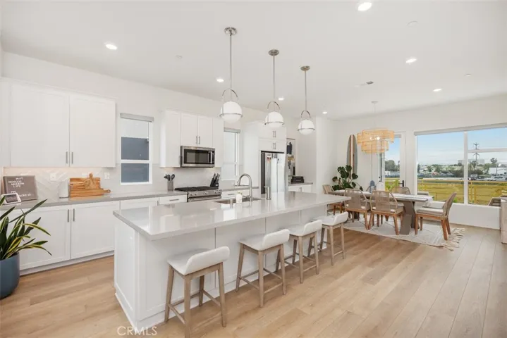 2245 Skylar Place, Tustin, California 92782
