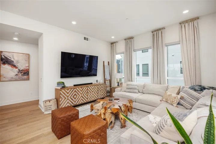 2245 Skylar Place, Tustin, California 92782