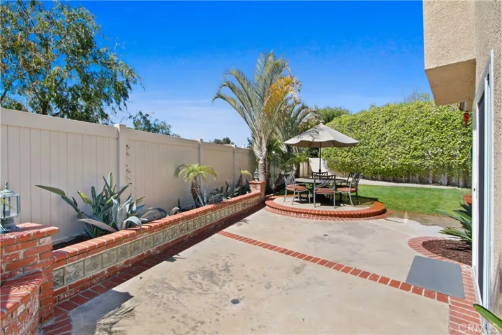 Hardscape in place -- what's on the menu for dining 'al-fresco'?
