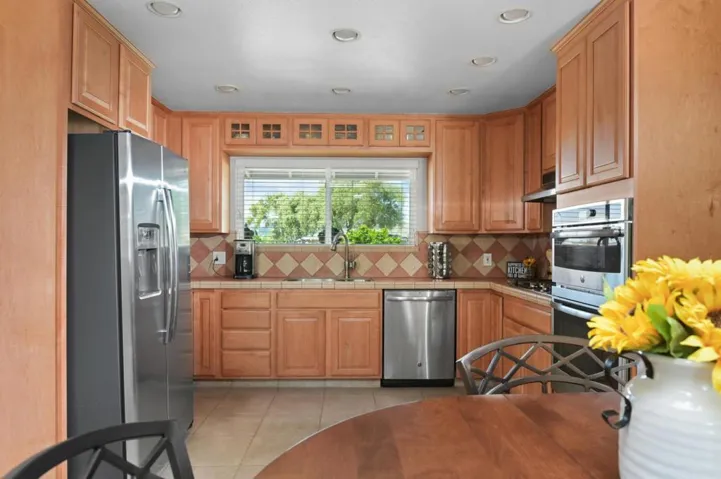 12130 Columbet Avenue, San Martin, California 95046